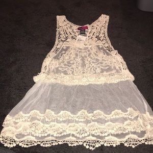 Ivory Lace Tank Size Medium